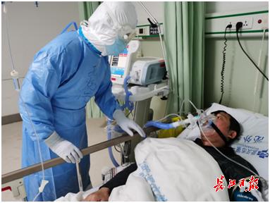 战疫一线*党**员备受鼓舞备感振奋,总书记为我们“加满了油”