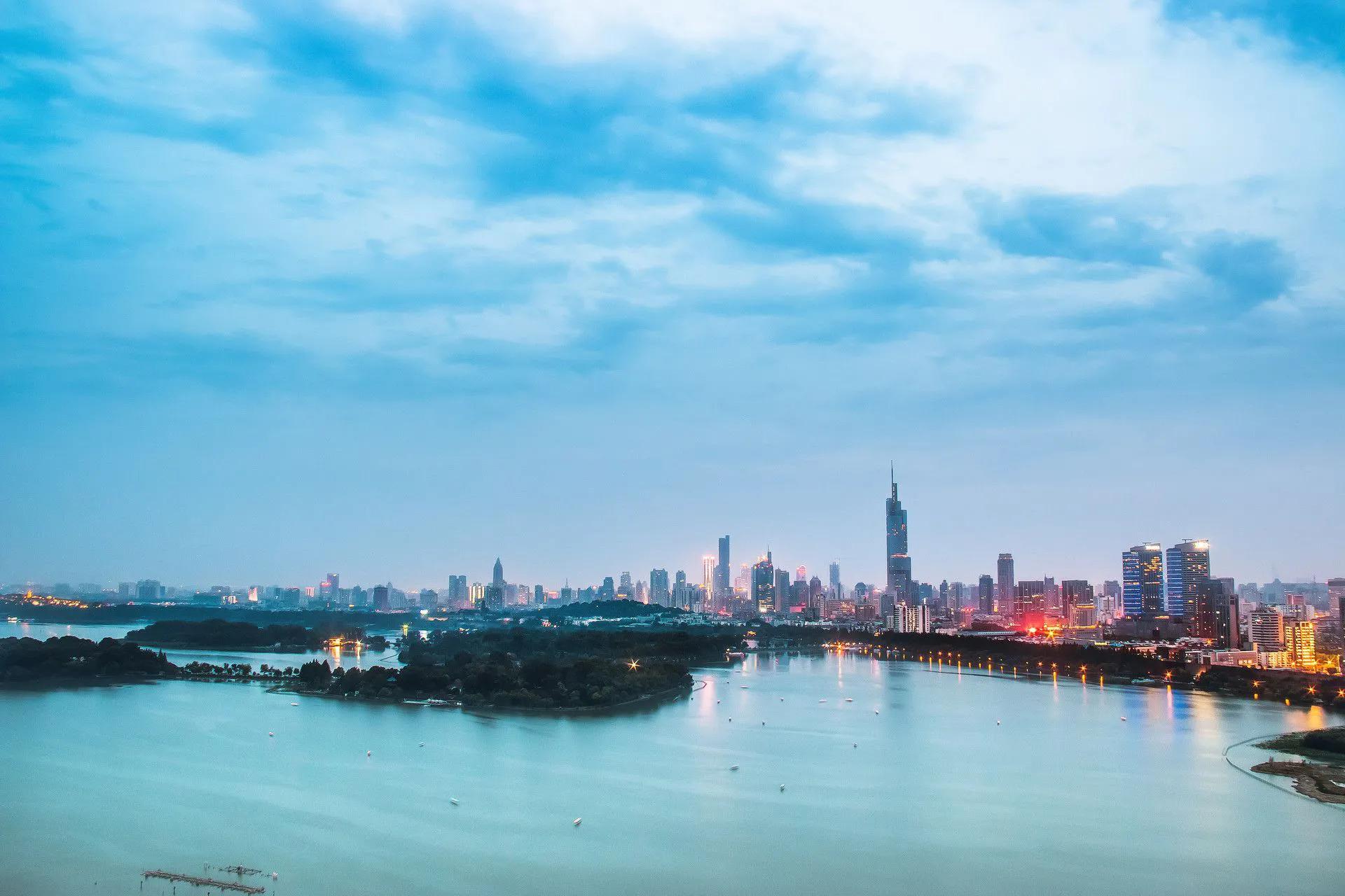 2019中国软件百强收入排行,软件业城市全国排名