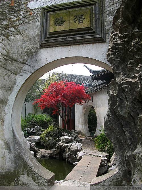 苏州姑苏城外寒山寺好惬意,姑苏城外寒山寺夜半钟声到客船上
