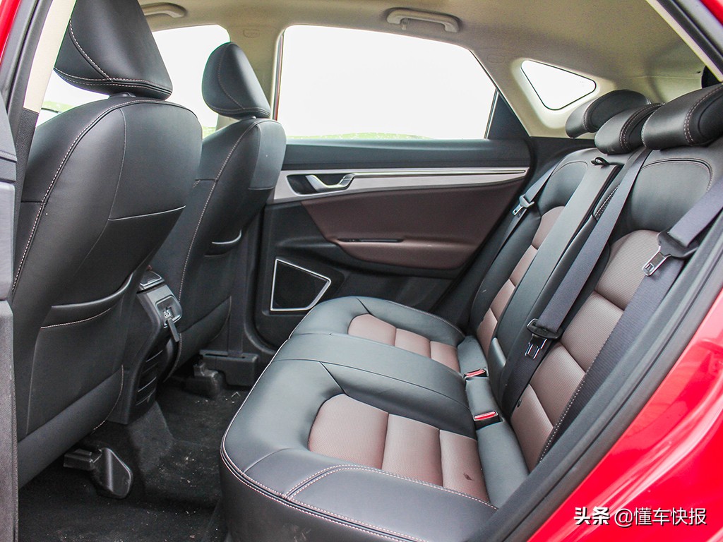 13万左右1.5t,说车吉利帝豪gs2018运动型自动