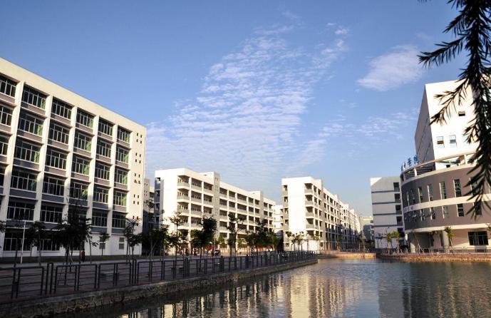 广东网红高校——广州工商学院等你来