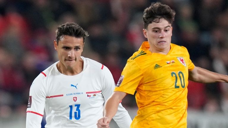 威尔士欧洲杯挺进八强,捷克和威尔士世界杯