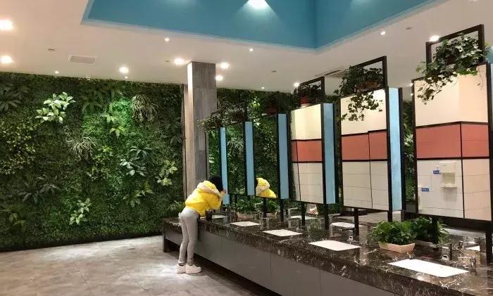 梅村服务区女士专用停车位,梅村服务区女士停车位