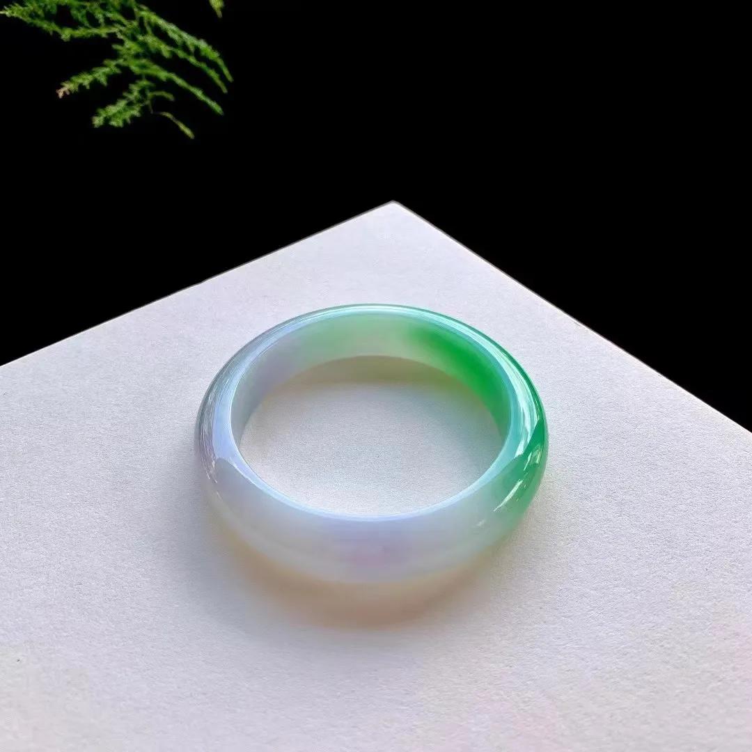 100元翡翠手镯批发市场,翡翠批发市场在中国的哪里