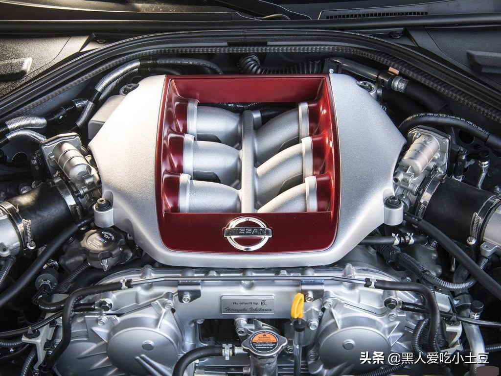 尼桑gtr到底多强,2017款尼桑gtr全方位讲解