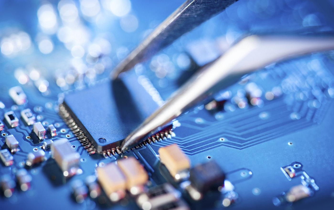 华为手机业务下降多少,华为手机持续下滑怎么办