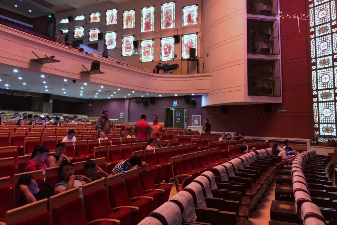 机票不到800元，第2次东北沈阳之旅，1个鸡架配老雪！