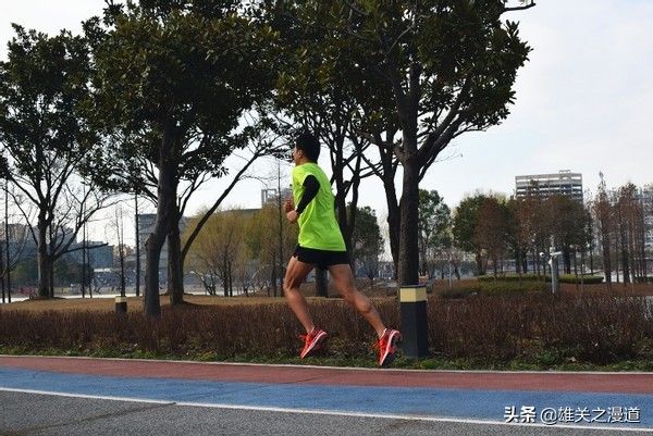 asicsnimbus24和25比较,asicsgel-nimbus23es