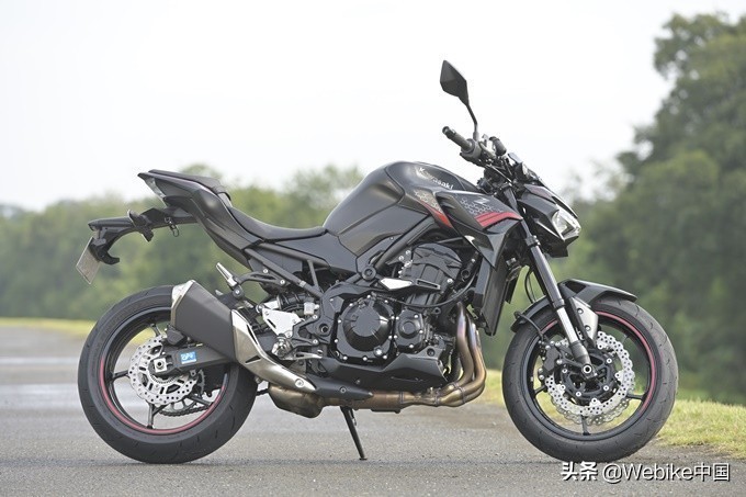 川崎z900跟川崎z1000有什么差别,川崎Z900驾驶体验