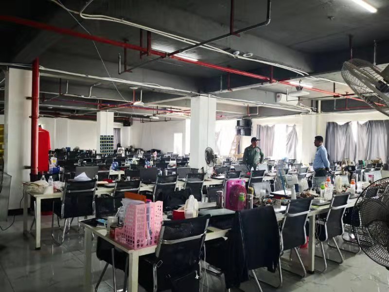 那些藏身海外的“杀猪盘”诈骗团伙：有人力资源公司专门招募员工，*子骗**每天至少骗6人