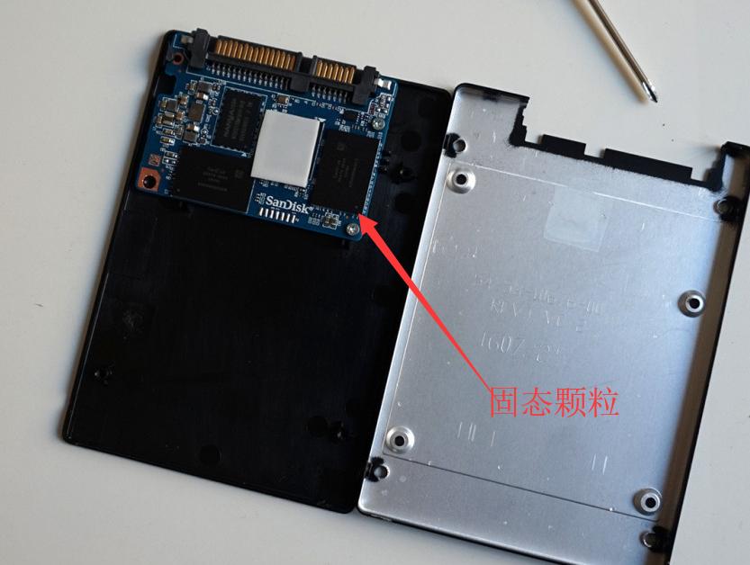 一块固态让电脑速度飞起来，但你选择固态却从不看的固态细节