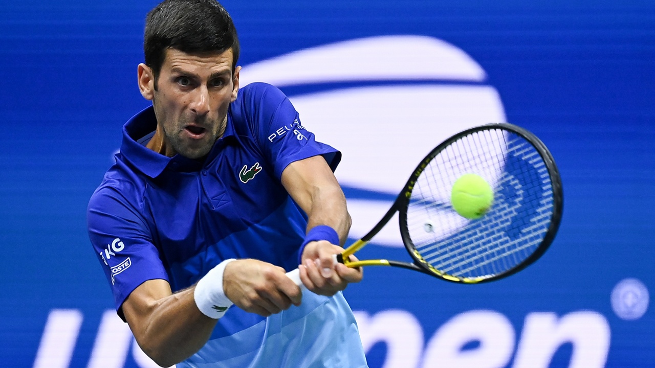 大满贯25连胜|德约科维奇3-1逆转20岁小将艰难晋级美网八强