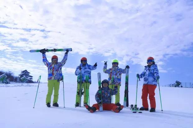 安吉江南天池滑雪场和云上草原,湖州安吉云上草原滑雪场攻略