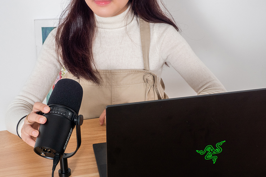 舒尔sm7b麦克风测评,舒尔mv7麦克风需要声卡吗