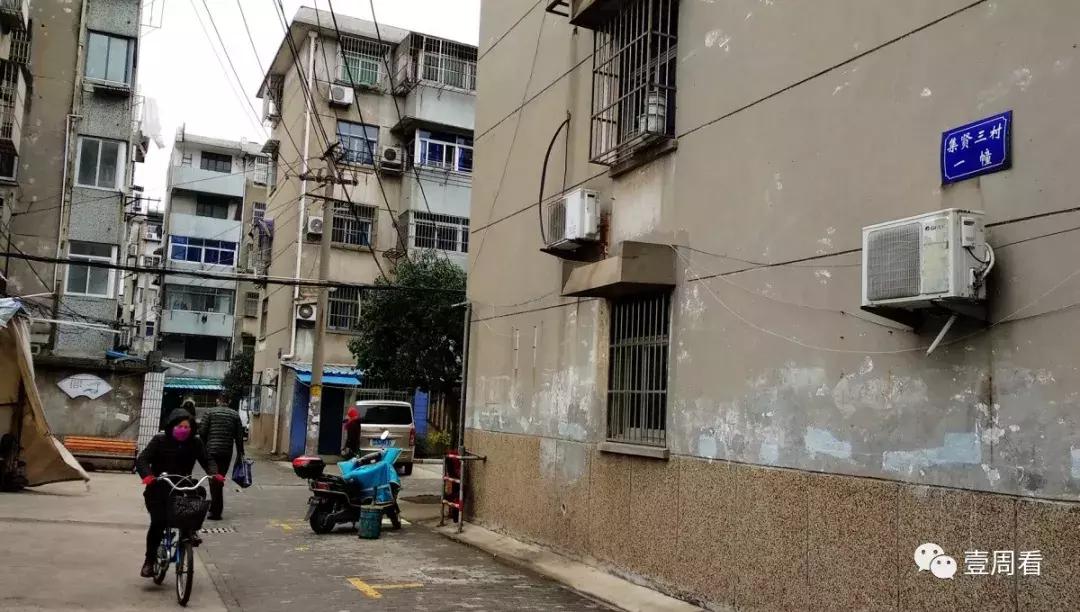 扬州老小区加装电梯工人费用,扬州老小区加装电梯