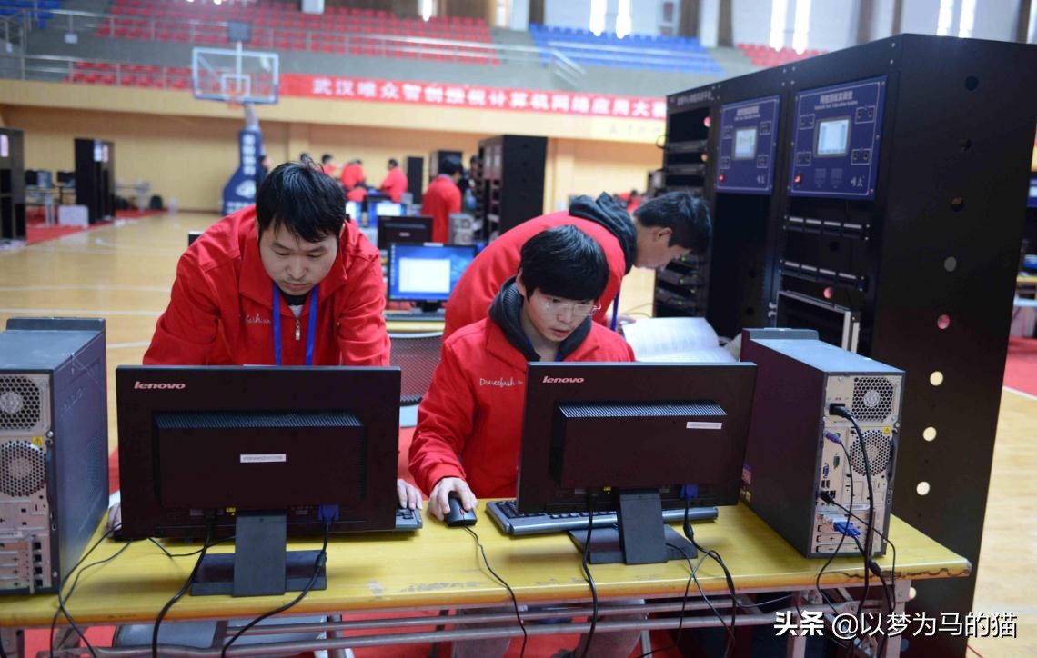 目前大专就业率比较高的专业,大专选什么专业就业前景好工资高