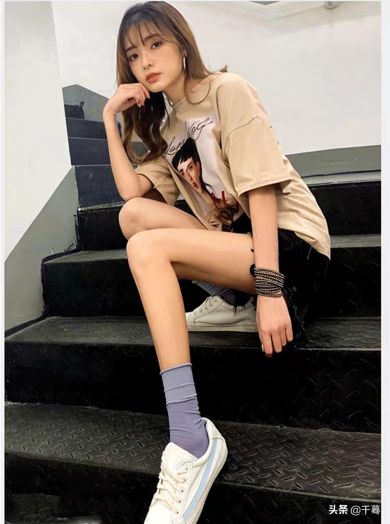 长筒袜女好看,长筒袜气质女孩视频