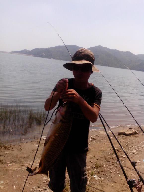 钓鱼到底有多烧钱,钓鱼是烧钱还是挣钱