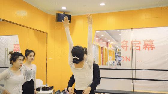 跳舞总是动作不到位,跳舞总是跟不上动作怎么办