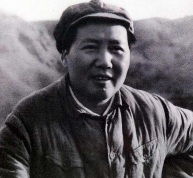 毛*东泽**为堂弟买火车票，也出现“一票难求”，警卫员为此排队3天