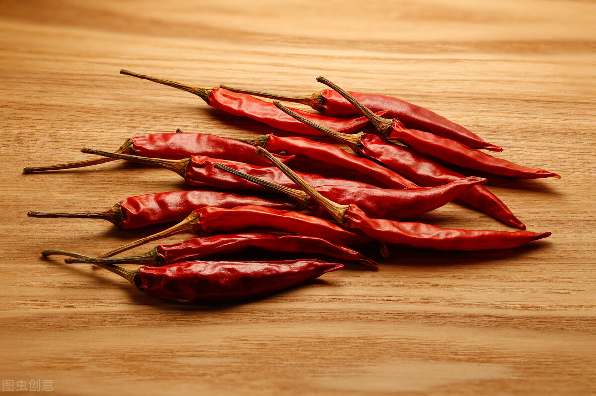 中老年男人前列腺增生,老年人得前列腺增生要治疗吗