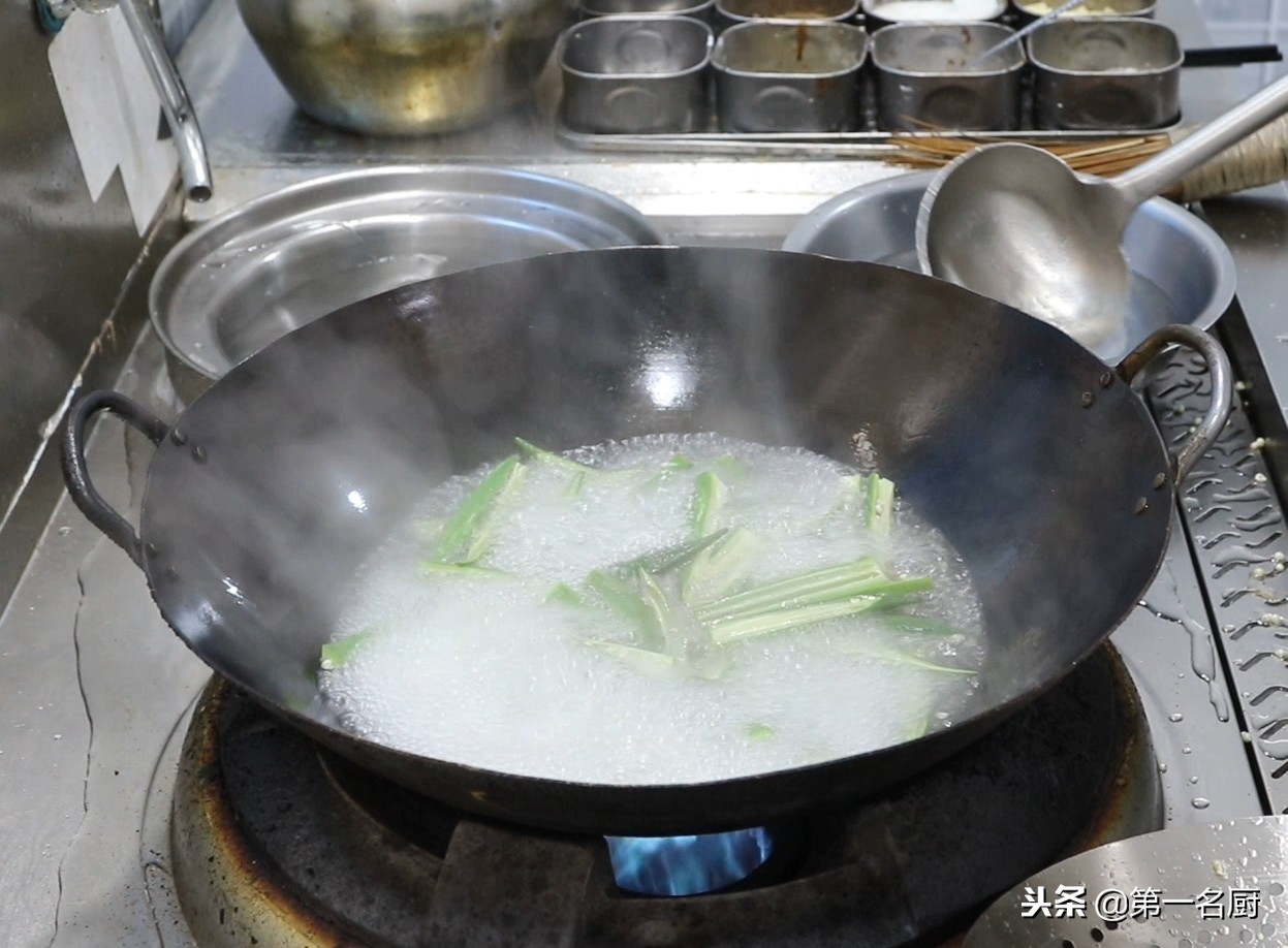 秋葵好吃又好看的做法,秋葵鸡蛋羹滑嫩鲜香营养更丰富