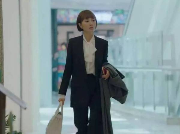 我的前半生罗子君不值得同情,我的前半生罗子君不想让丈夫离开