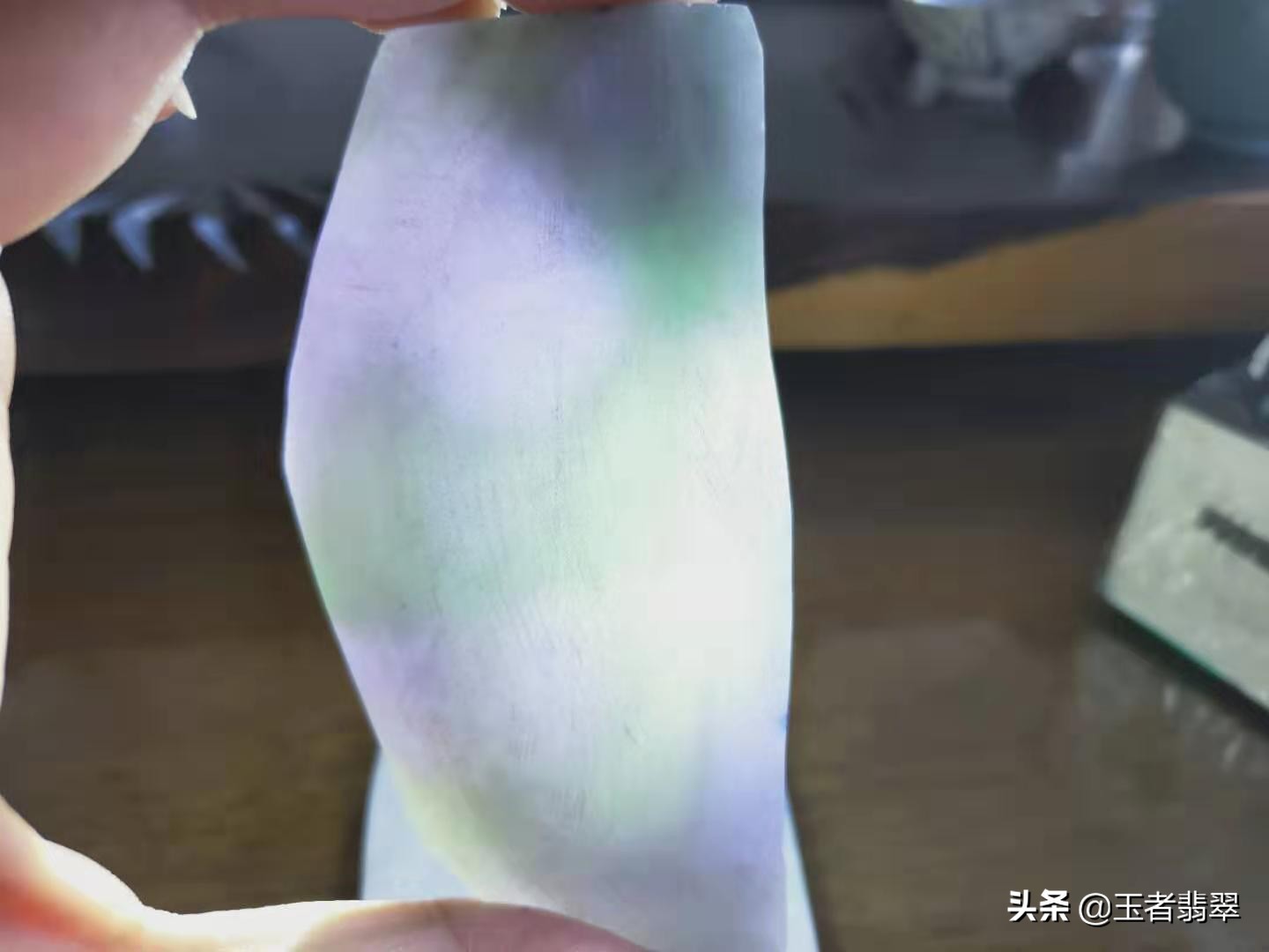 翡翠b货c货鉴别方法图解 (如何从外观鉴别翡翠的a b c)