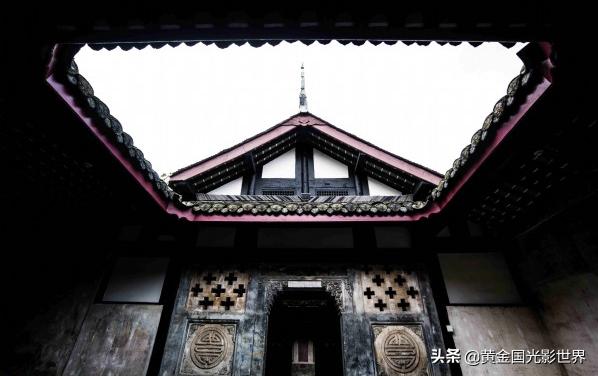 难道川西坝子还隐藏着帆船，古老的清代宅园，陈家桅杆浮出了水面