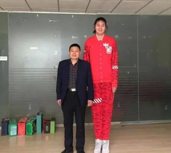 女篮姚明最新消息,中国女篮无缘4强姚明