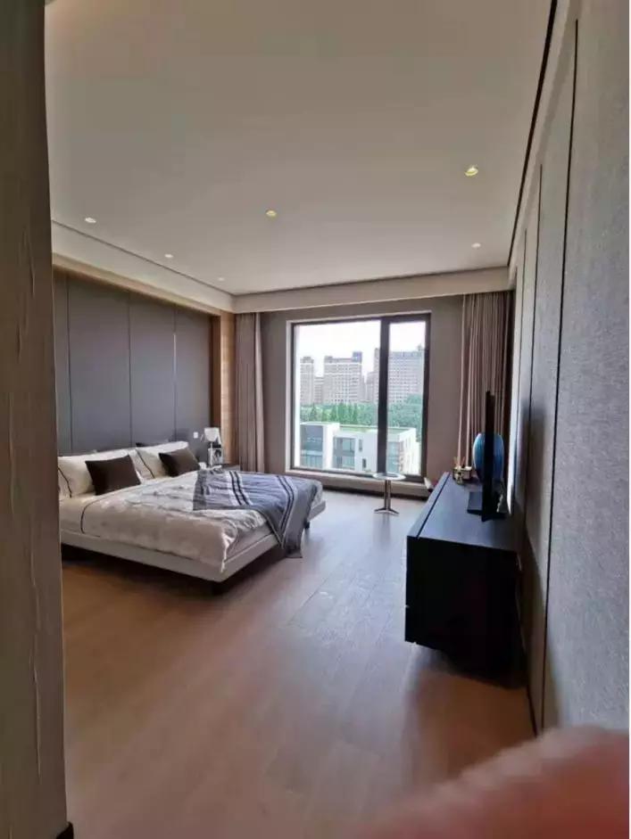 上海豪宅停车库古北壹号,古北壹号业主能住多少年