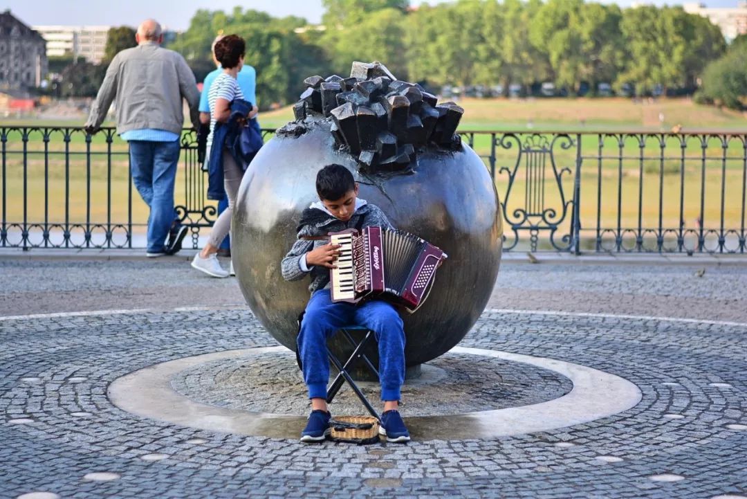一个传奇的男人,一个传奇般的男人