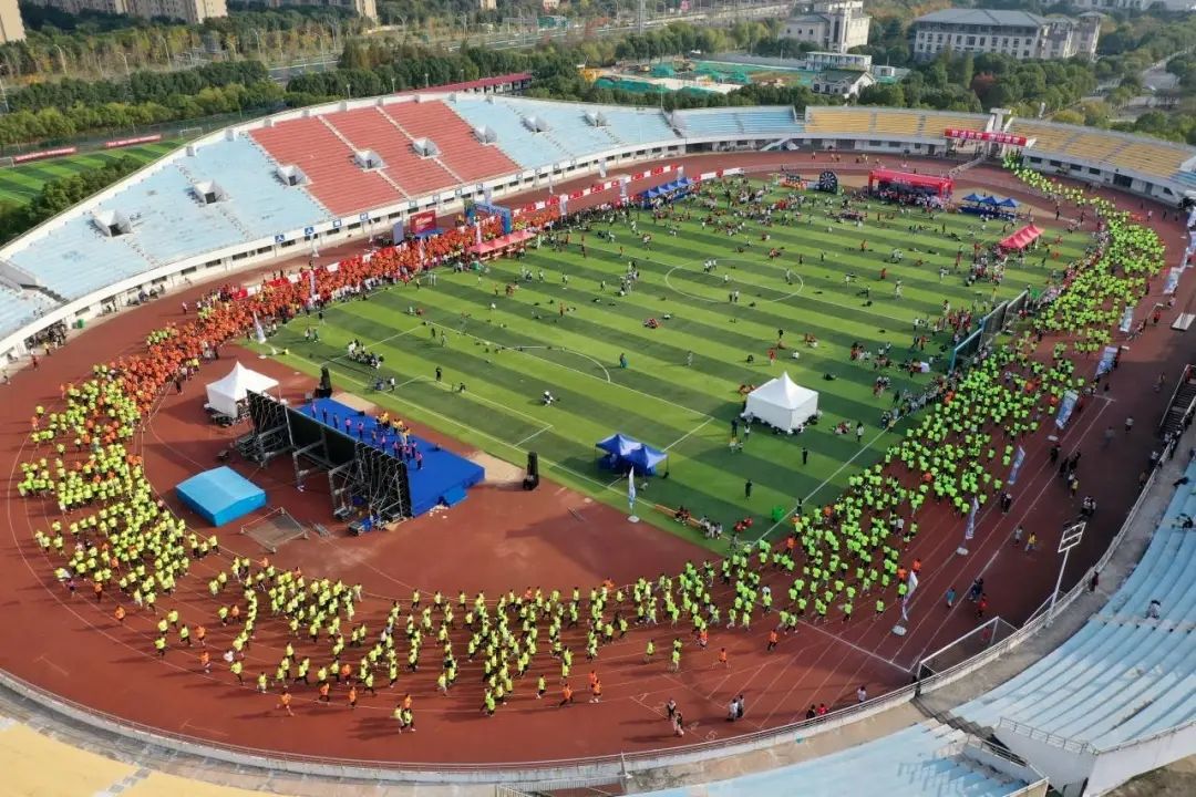 马拉松江南跑道,江南大学地铁站马拉松