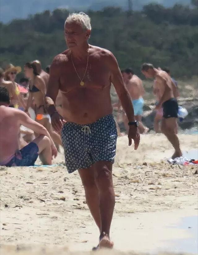 再回国足里皮豪气冲天,与马达洛尼携妻海岛度假,沙滩游轮真快活