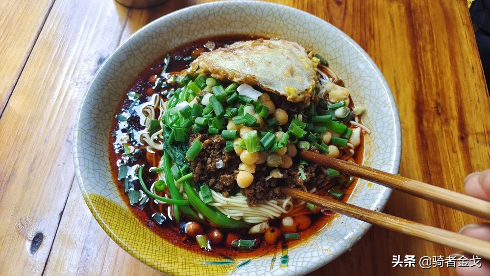 豪爵dl150和豪爵铃木dl250怎么选,豪爵tr300和铃木dl250哪个质量好