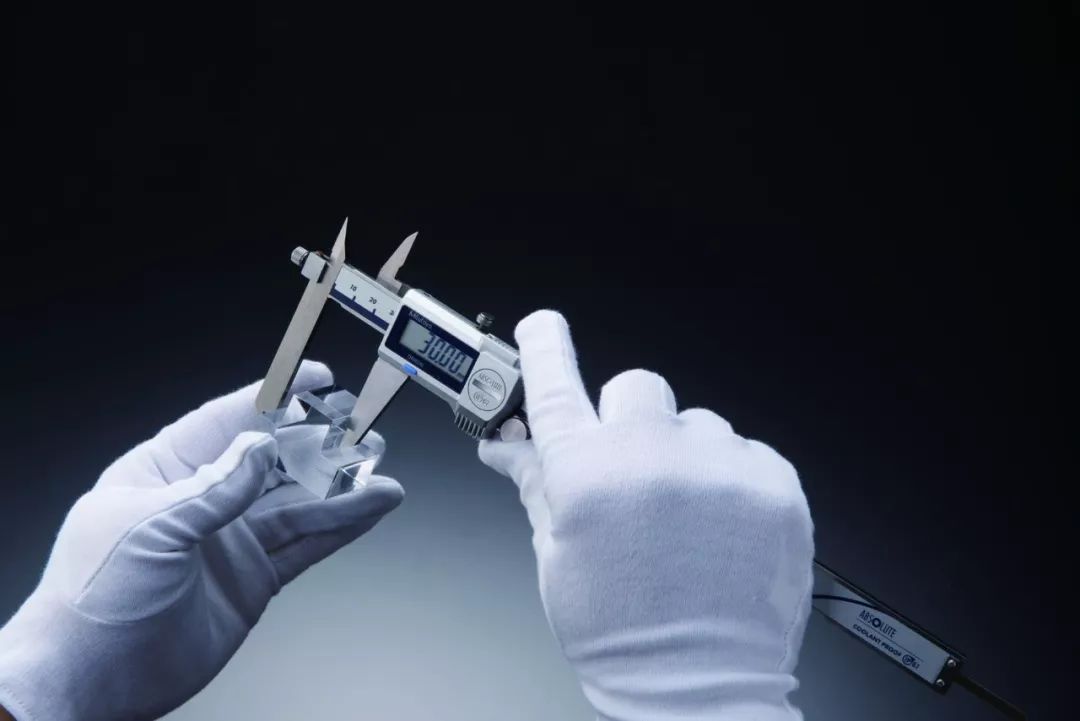 高精度游标卡尺怎么用,机械的游标卡尺带表