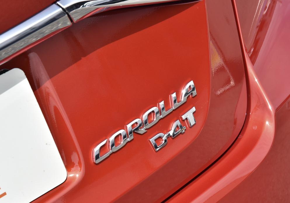 卡罗拉1.2t质量稳定吗值得买吗,卡罗拉1.2t还是1.8l双擎驾驶体验