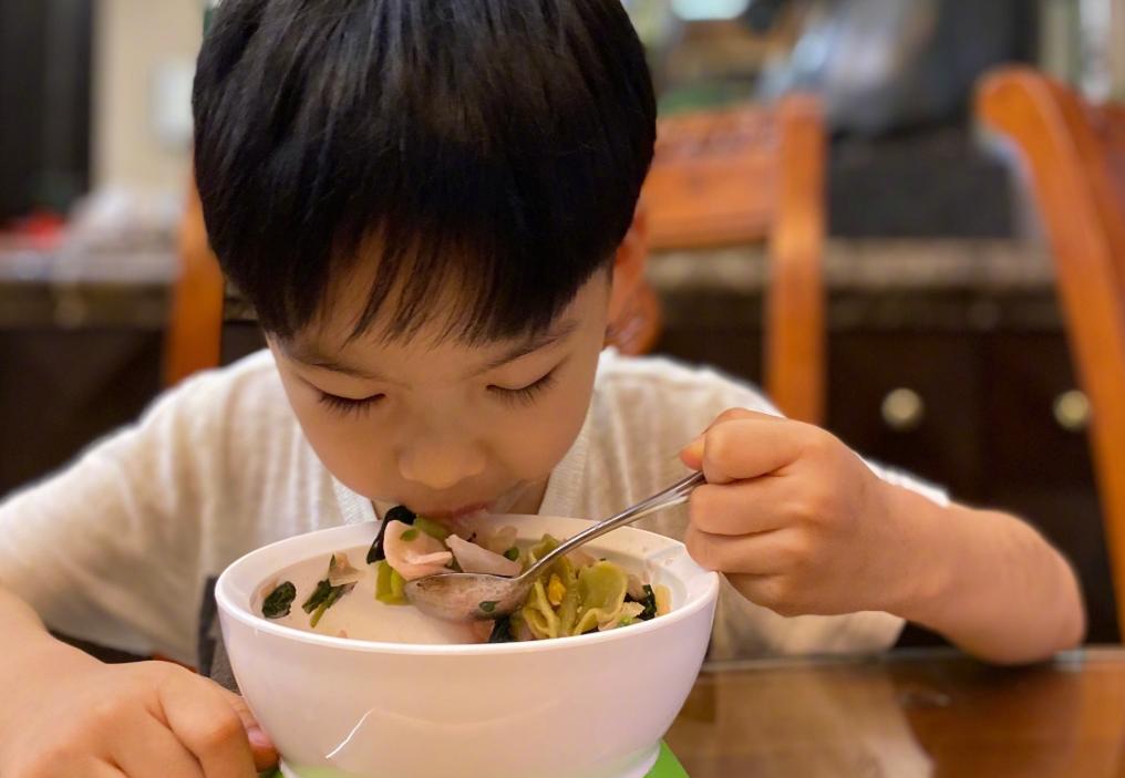 孩子上幼儿园真难的话语,孩子上幼儿园到底该如何选择