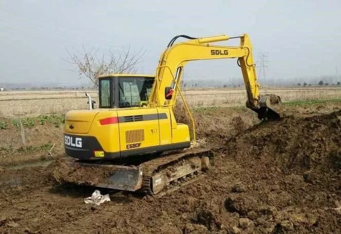 山东临工e680f挖掘机新车多少钱 (山东临工e680f用的是什么液压泵)