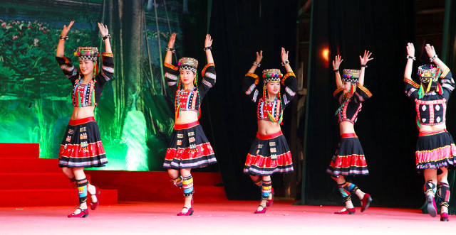 华夏儿女铭记的历史,华夏儿女的故事