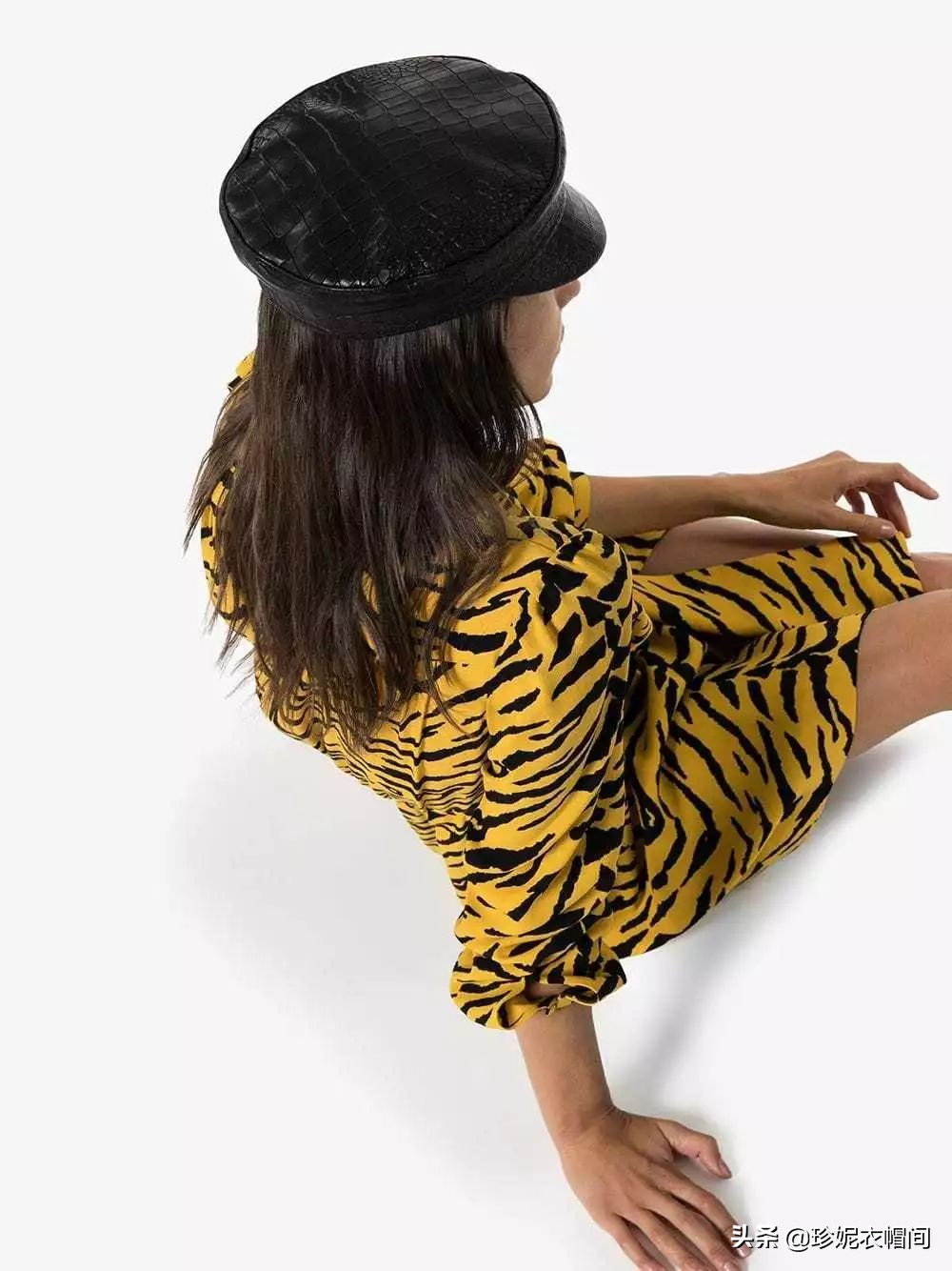 带你走上时尚前沿,鳄鱼皮纹如何穿搭