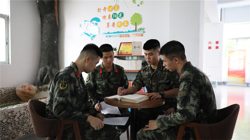 10人圆梦军校成功秘诀看这里,四十七名战士喜圆军校梦