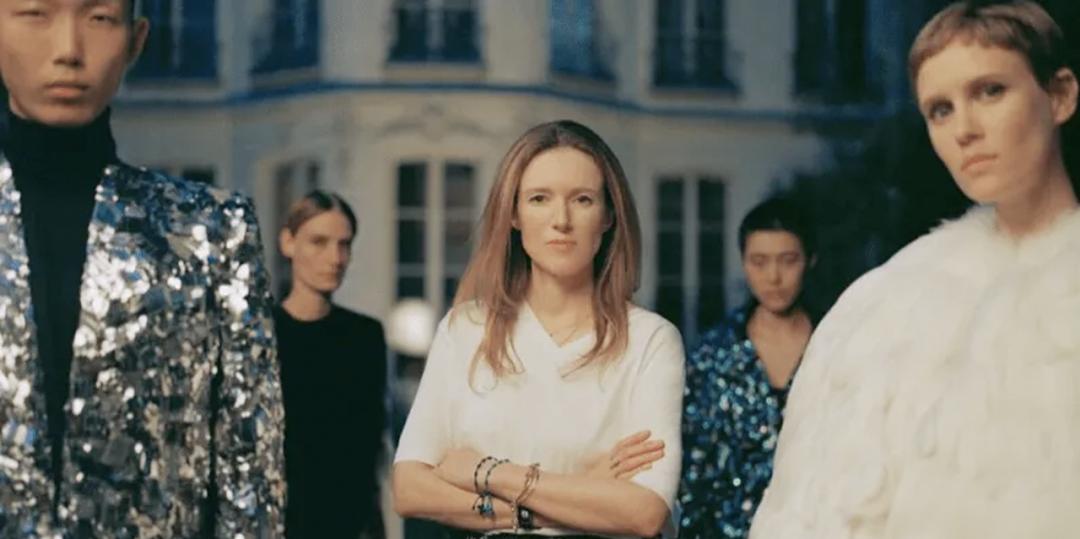 那个给Chloé设计出小猪包的设计师居然被Givenchy炒鱿鱼了