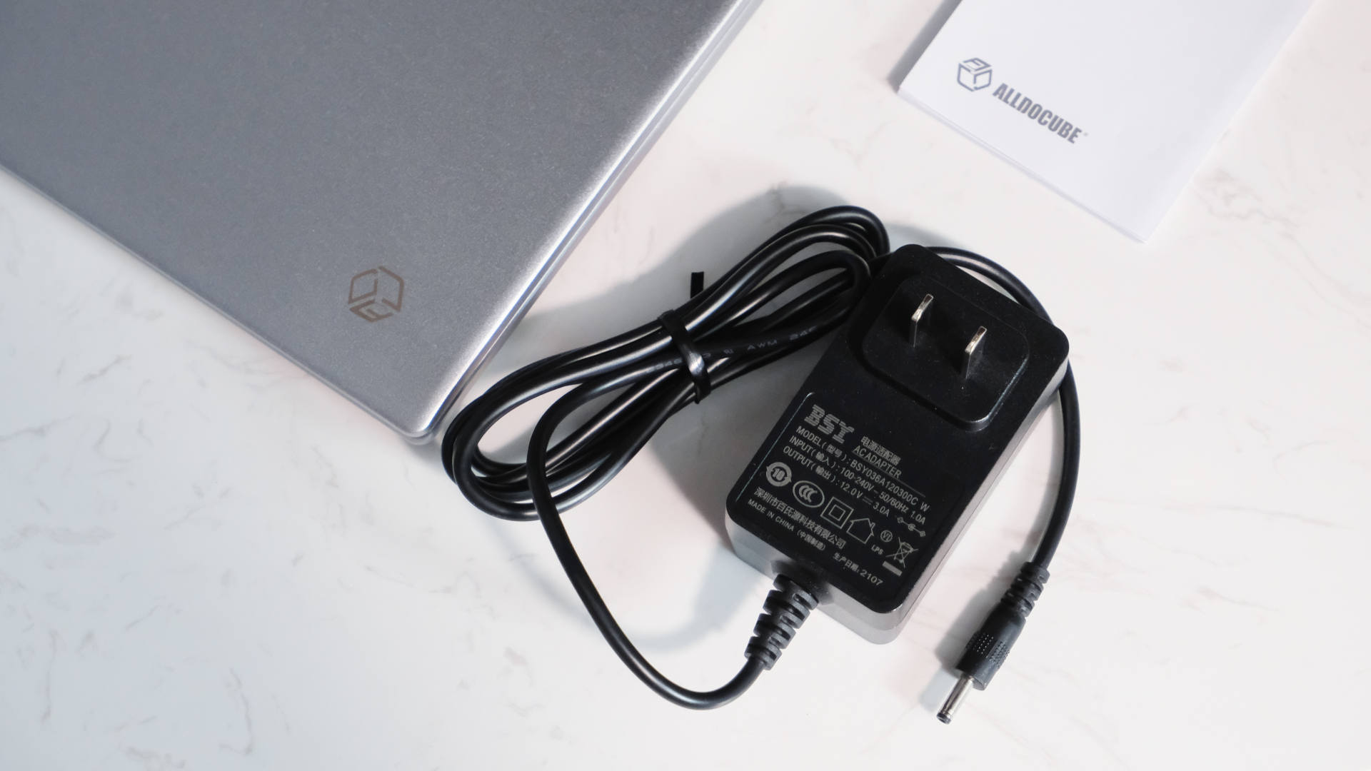 surface笔记本测评,不到2k的苹果笔记本