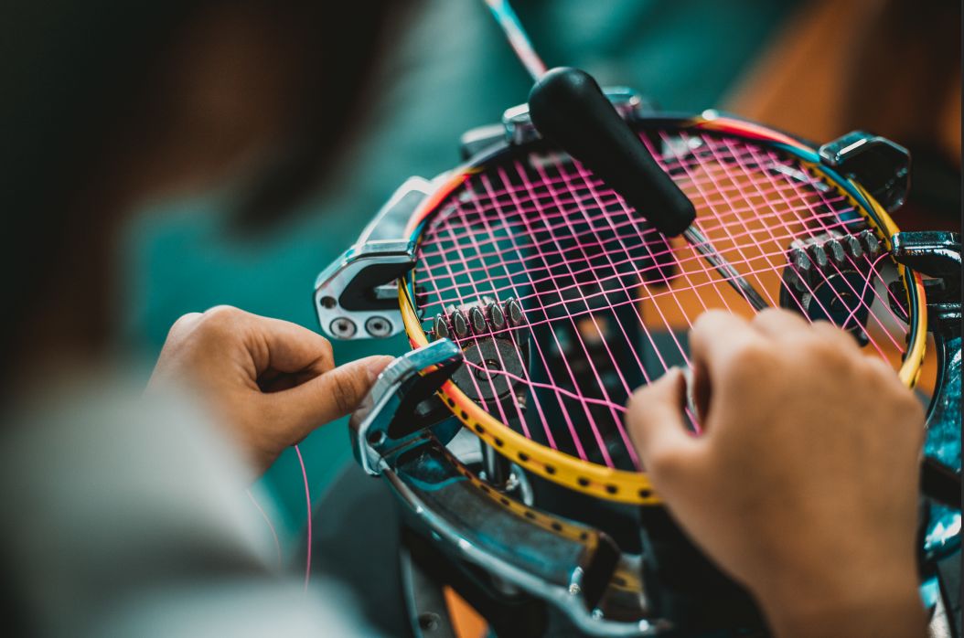 如何选择自己适合的羽毛球拍,如何选一把适合自己的羽毛球拍