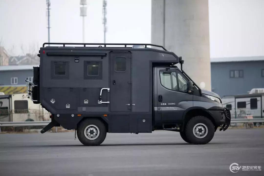 四驱带差速锁越野原厂房车,低顶四驱越野房车介绍