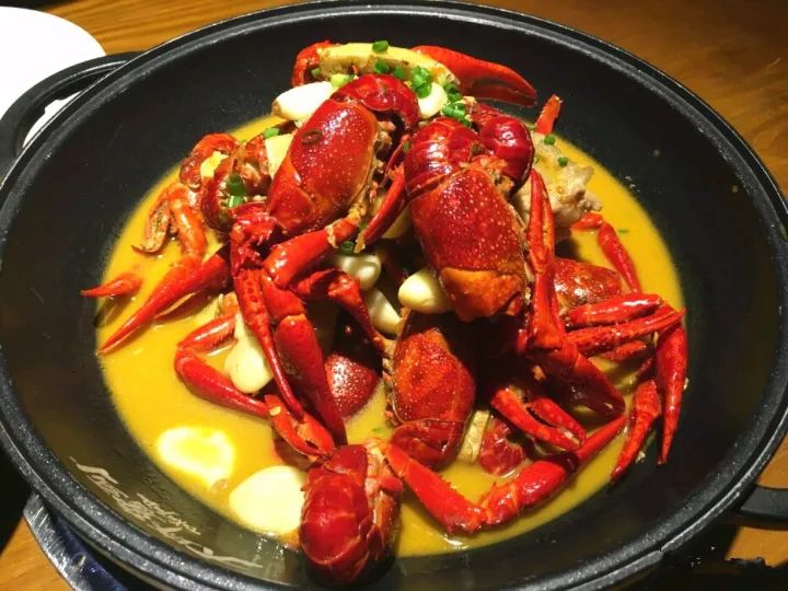 长沙有哪些明星开的店,长沙有哪些明星开的店铺