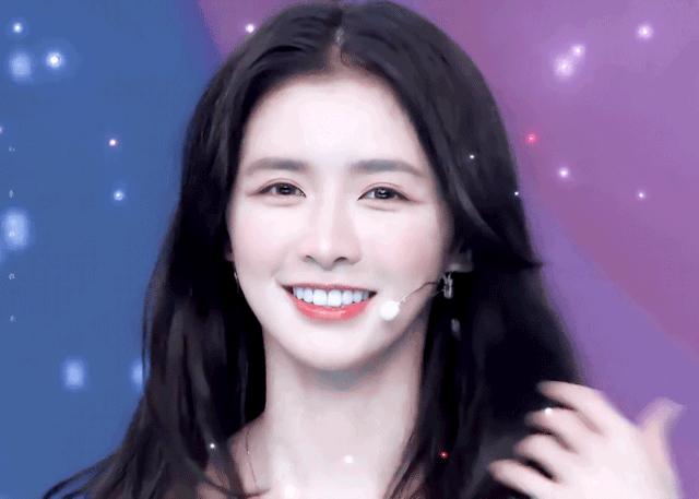 27岁离异少妇,D杯胸、小蛮腰让直男扛不住了....