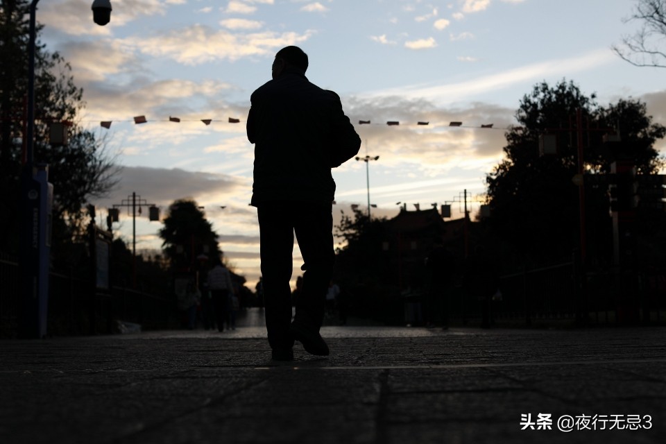 街拍是做什么的,街拍到底是什么意思