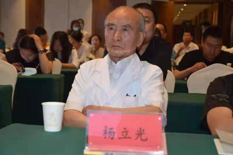 杨立光治疗鼻炎获得专利,杨立光中医治疗鼻炎